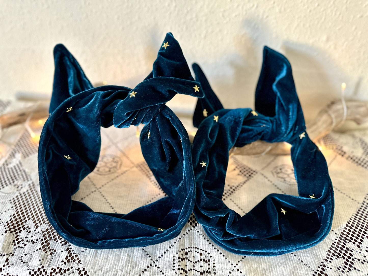 Teal velvet star studded wire headband