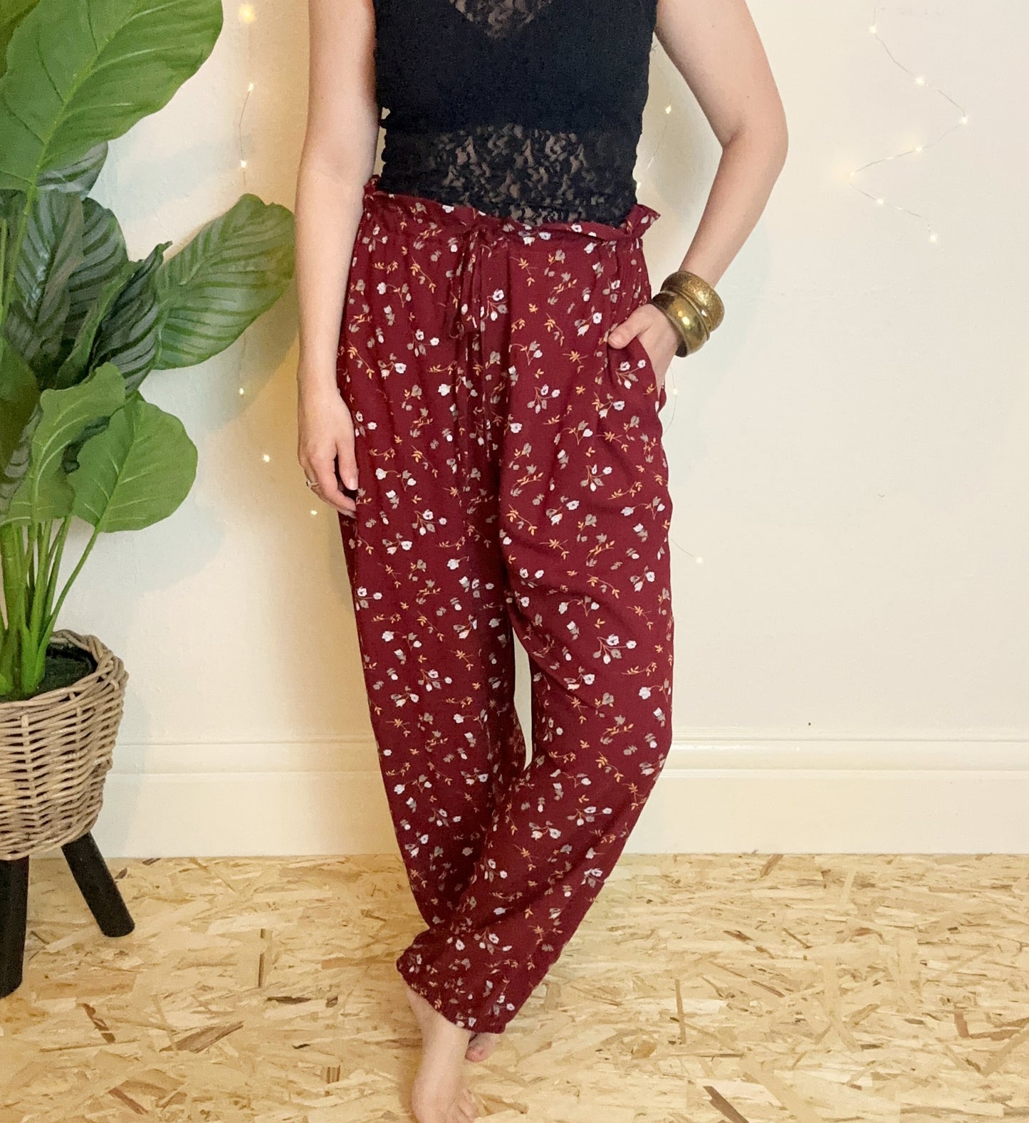 Pippa trousers in Burgundy floral print - UK 16