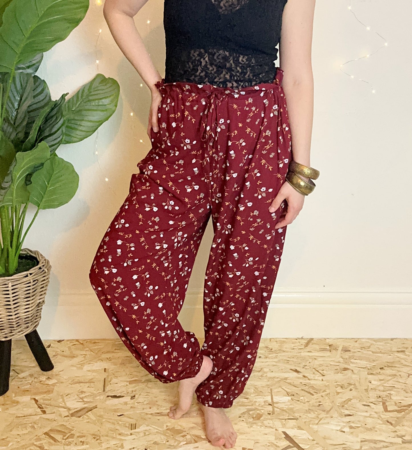 Pippa trousers in Burgundy floral print - UK 16