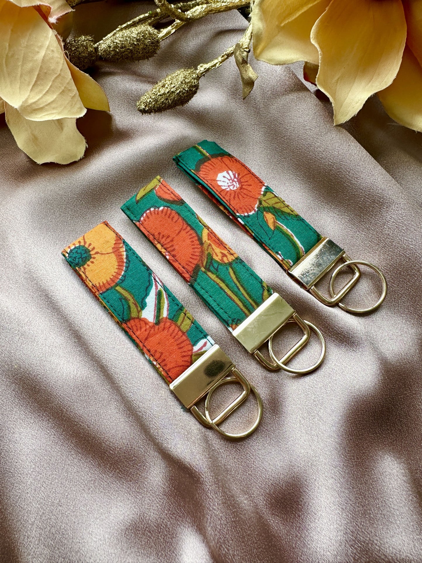 Green floral cotton keychain