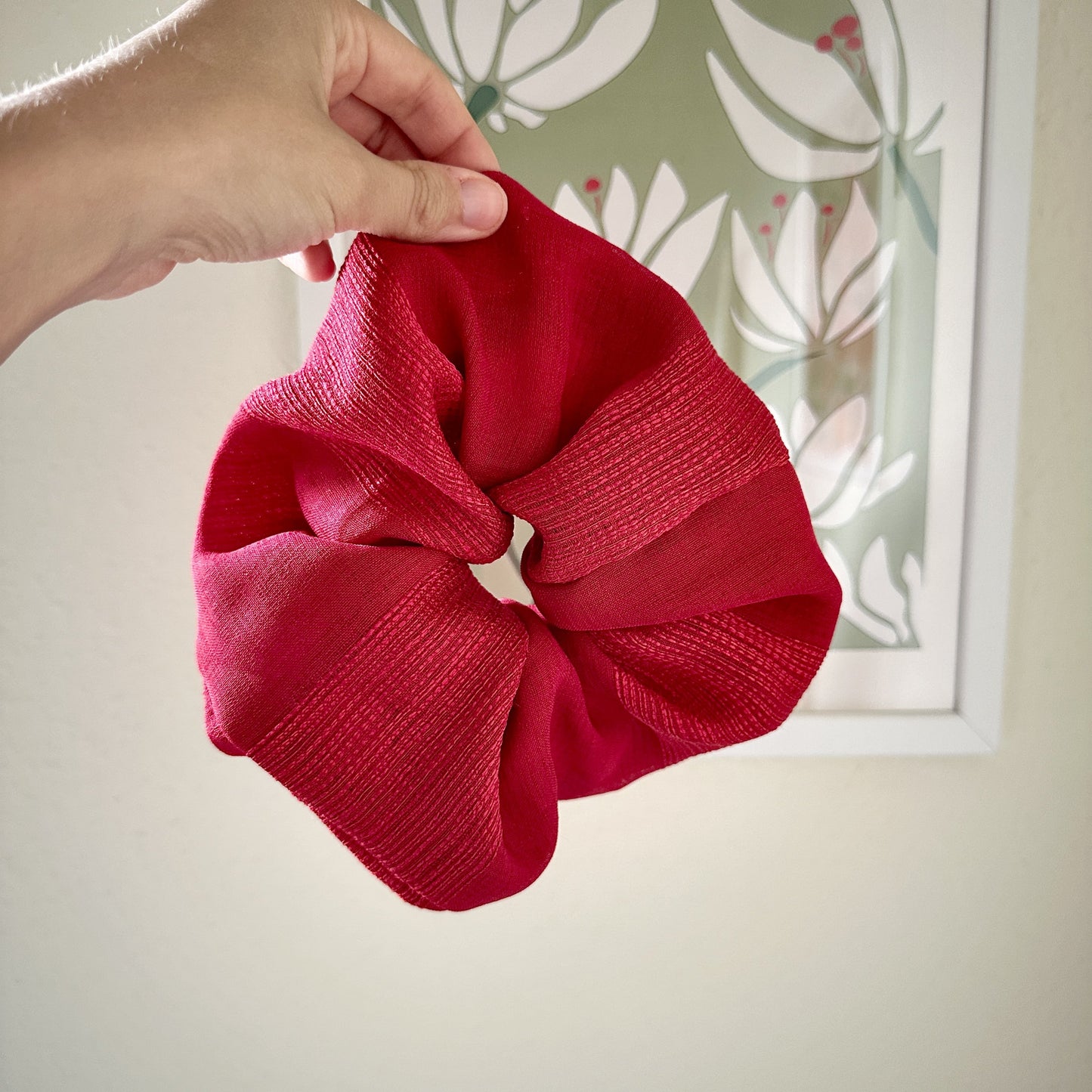 Red giant scrunchie