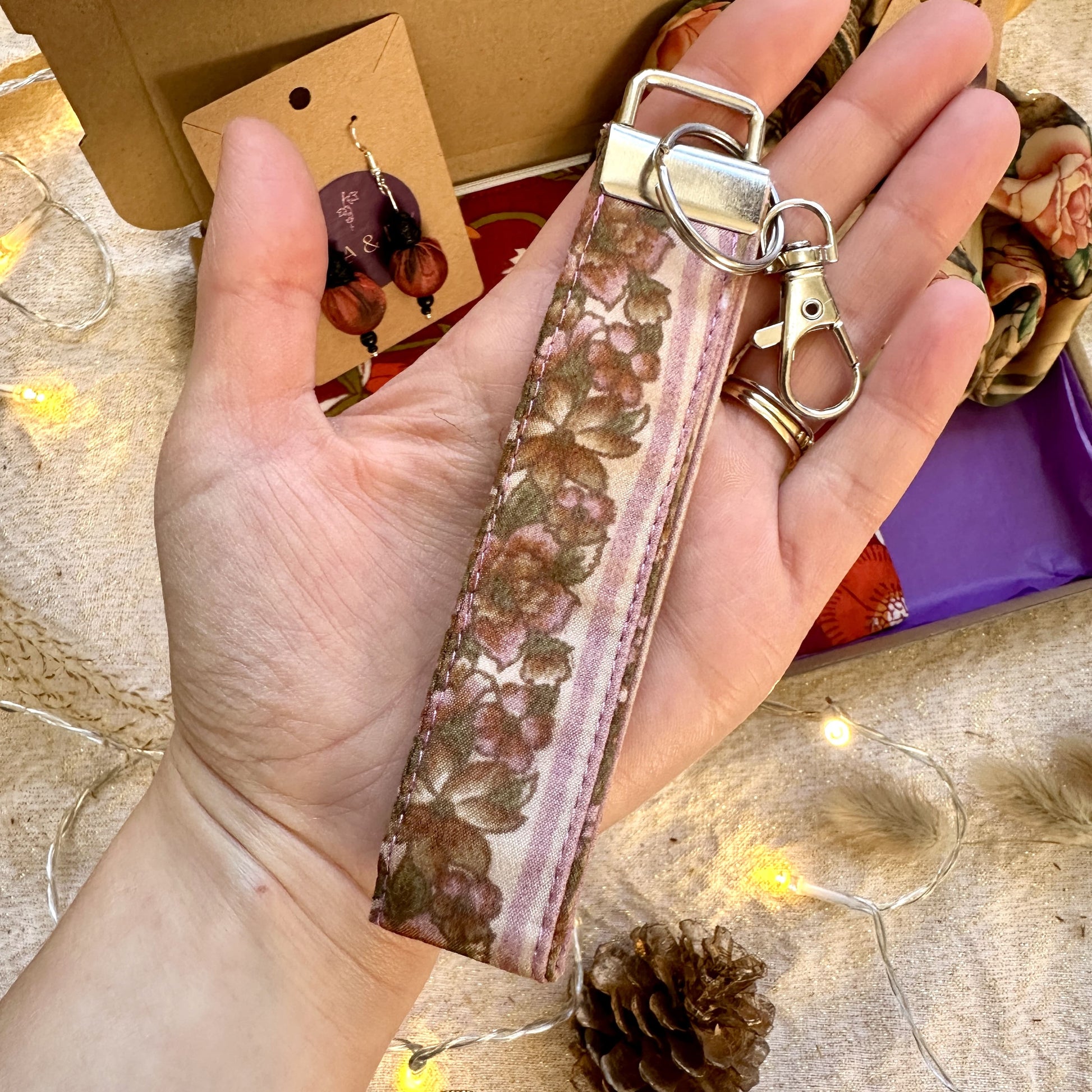 floral keyring in pinks and browns